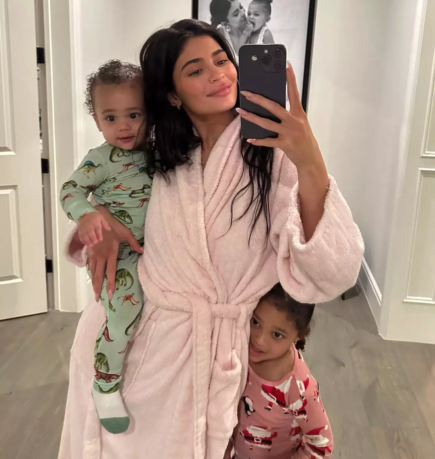 Kylie with Aire and Stormi.