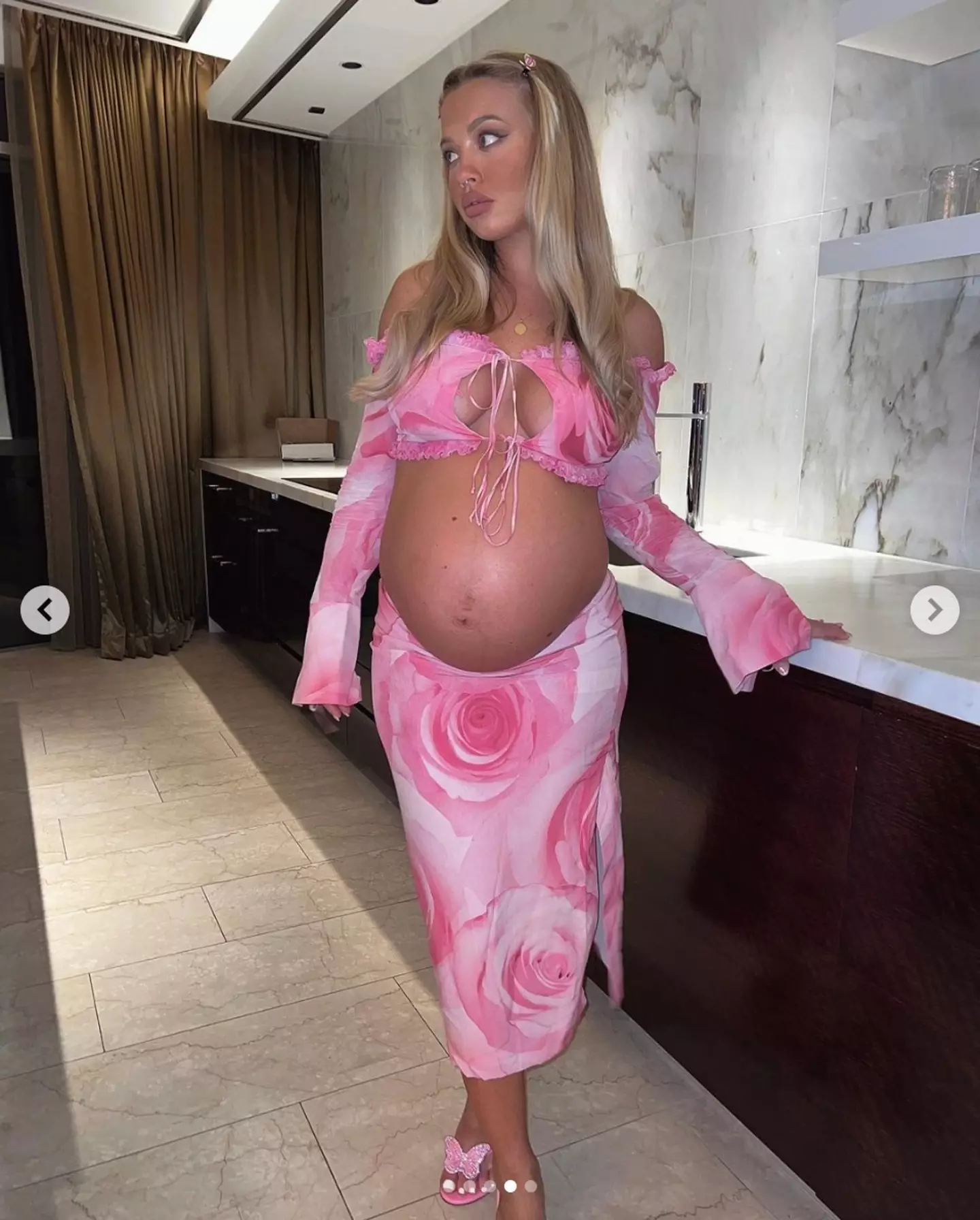 The trend sees expectant mothers donning patterned midriff co-ords, low-waist skirts and belly-busting blazers - and absolutely no maternity stretch jeggings.