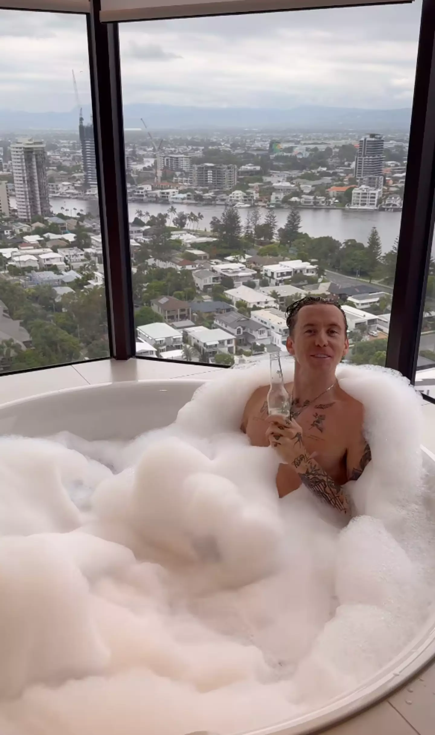 Danny revealed he'd finally changed his underpants (Instagram/@dannyjonesofficial)