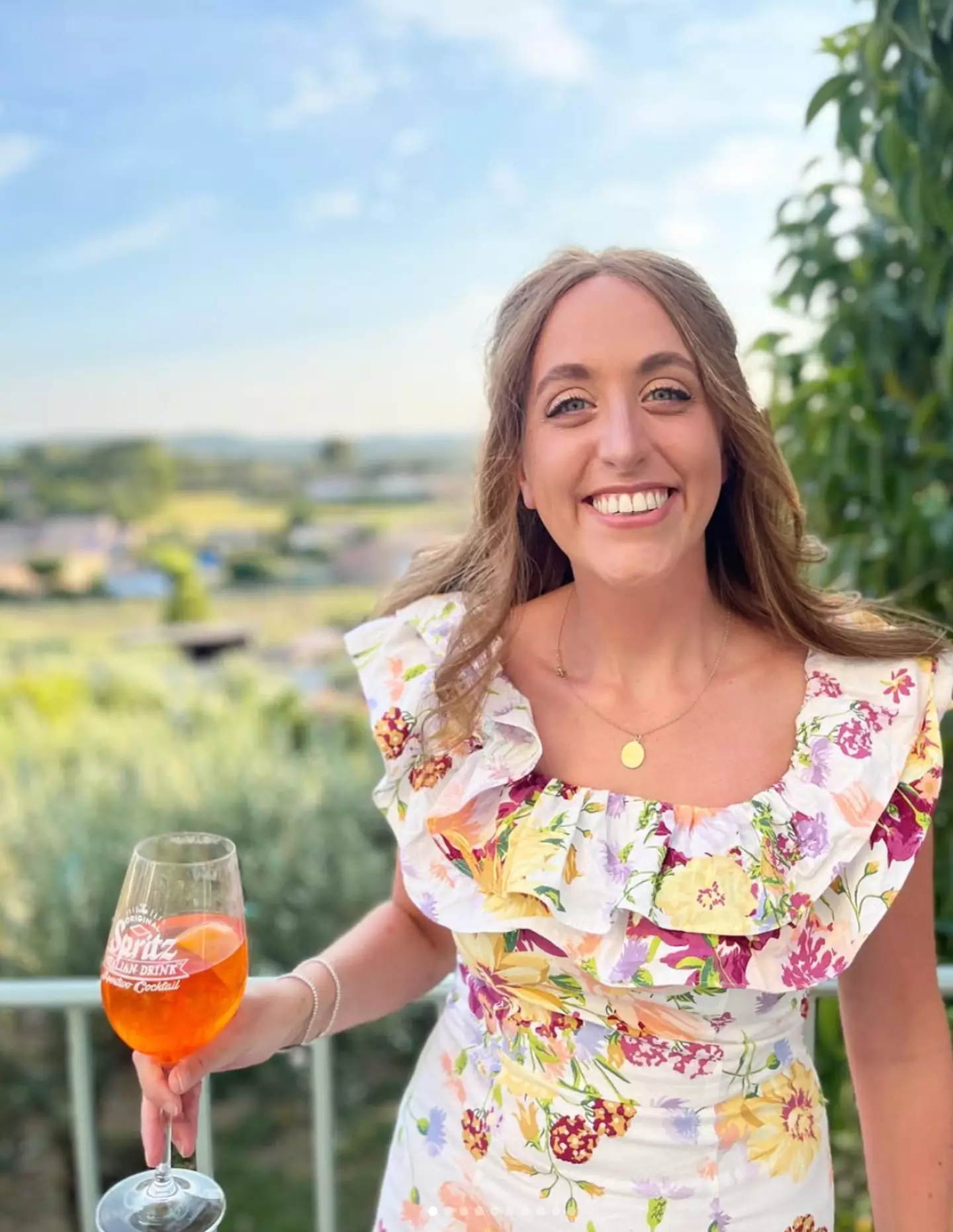 Ellie - who has since recovered from cancer - said there were four signs of the disease she initially overlooked (Instagram/@ellie_wilcock)
