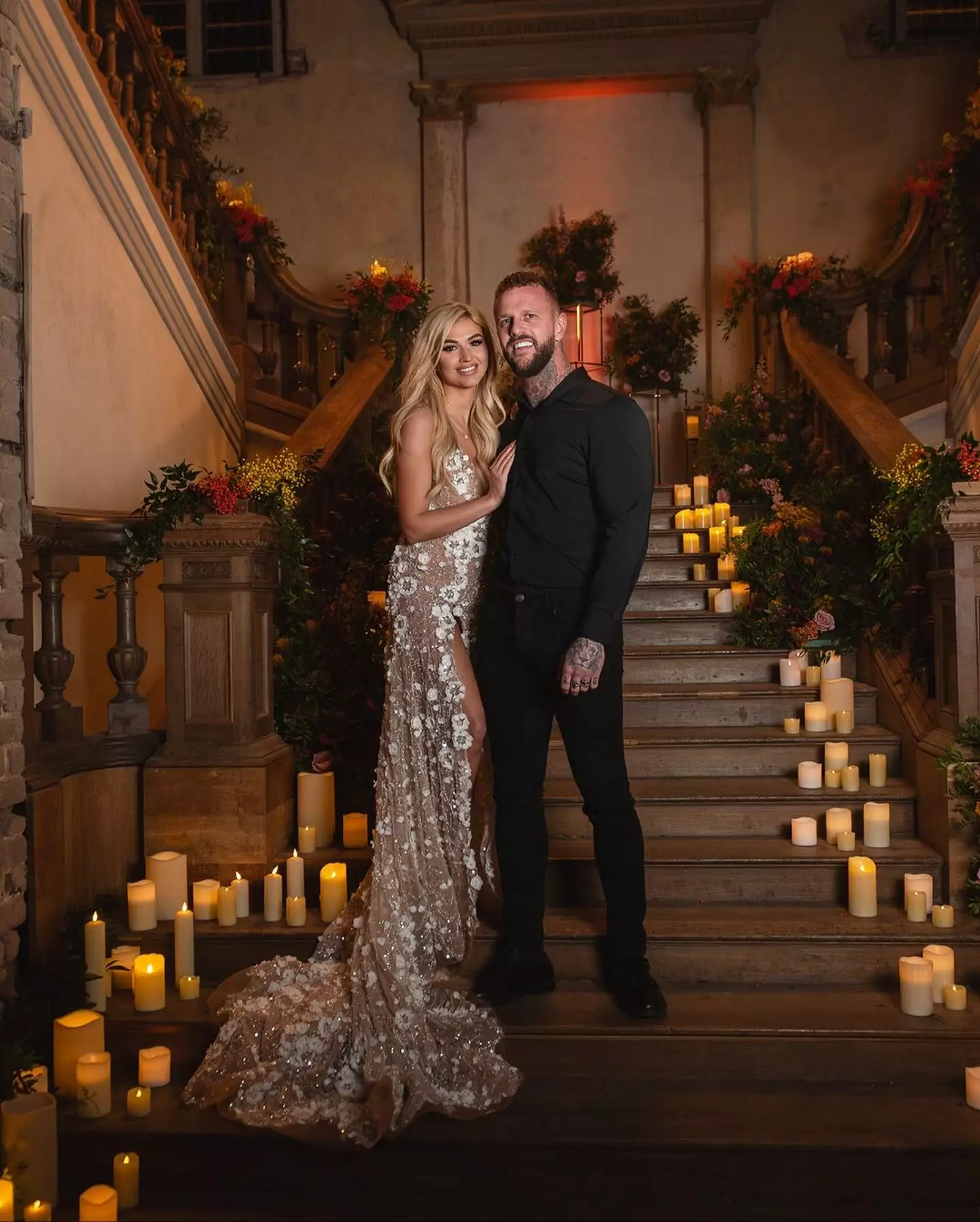 Sacha revealed she was secretly learning her vows in sign language for 'weeks' to surprise Ross (Channel 4)