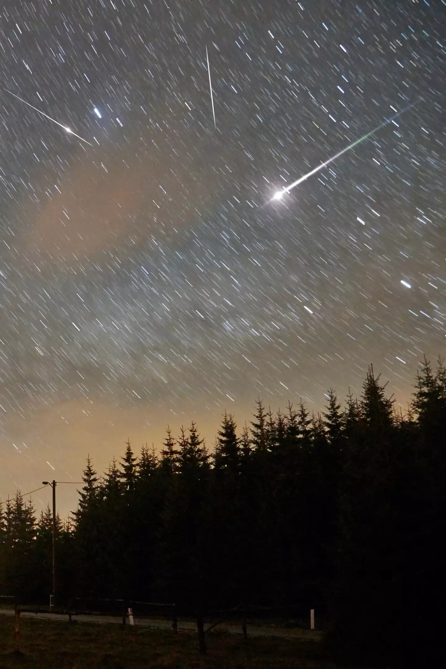 You'll be able to see the cosmic phenomenon with just your naked eyes (Getty Stock Images)