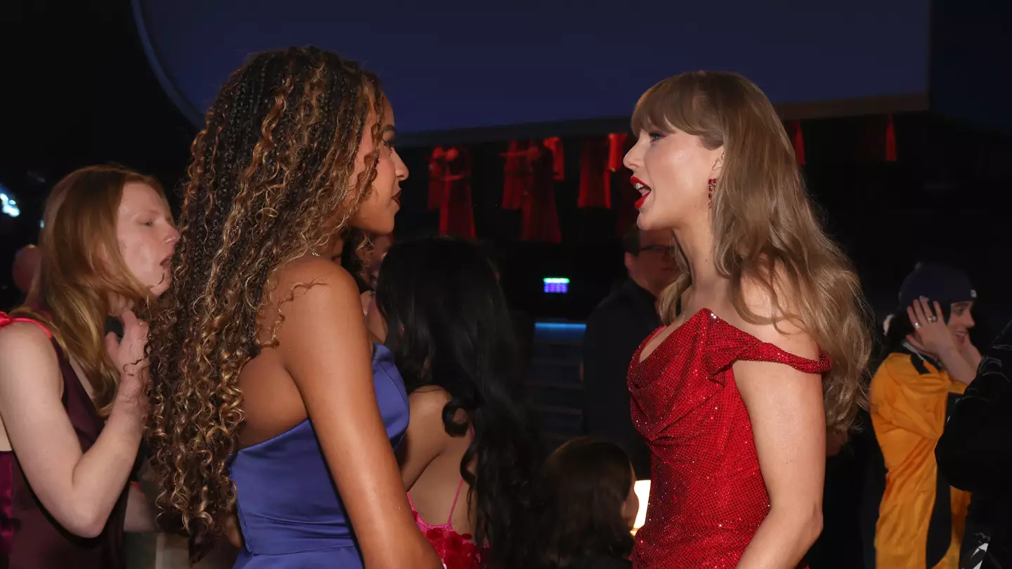 Lip reader reveals what Taylor Swift said to Beyoncé’s daughter Blue Ivy following iconic Grammys win