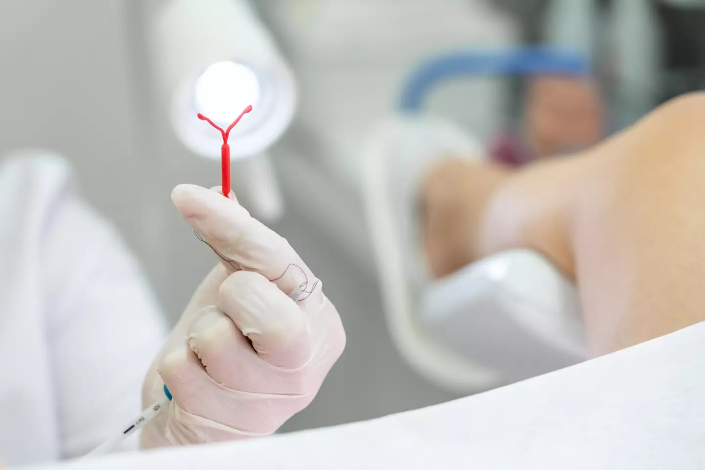 The video shows how an IUD is inserted (