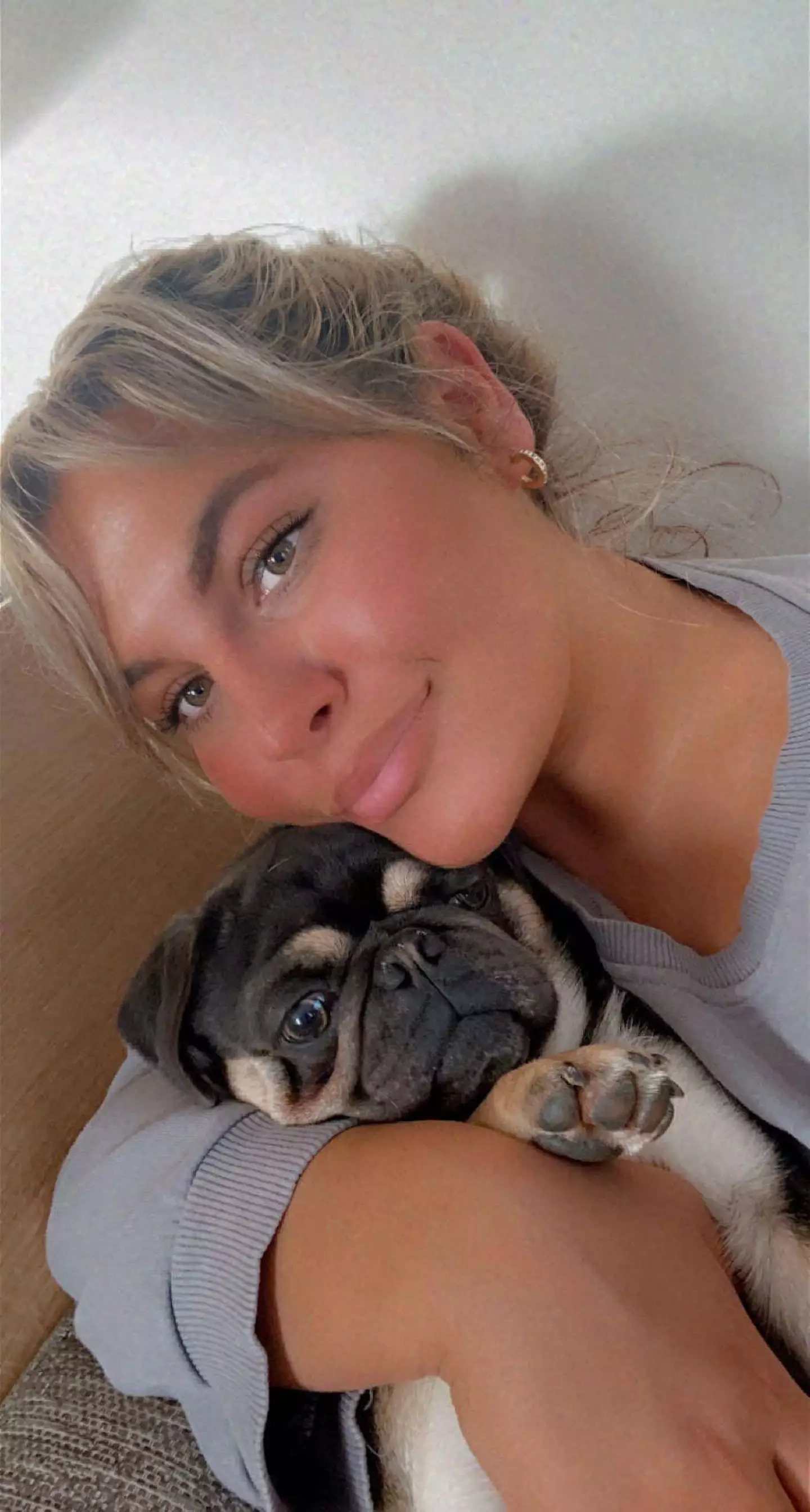 Robyn's pug has heard on the recording in addition to the unknown man's voice. (