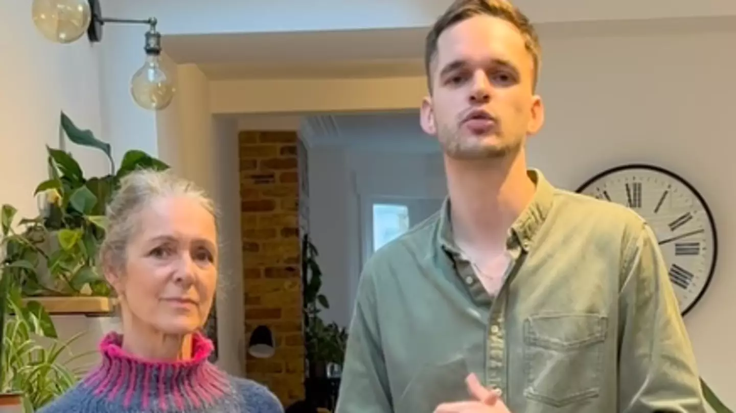 Instagram/@drclarebaileymosley