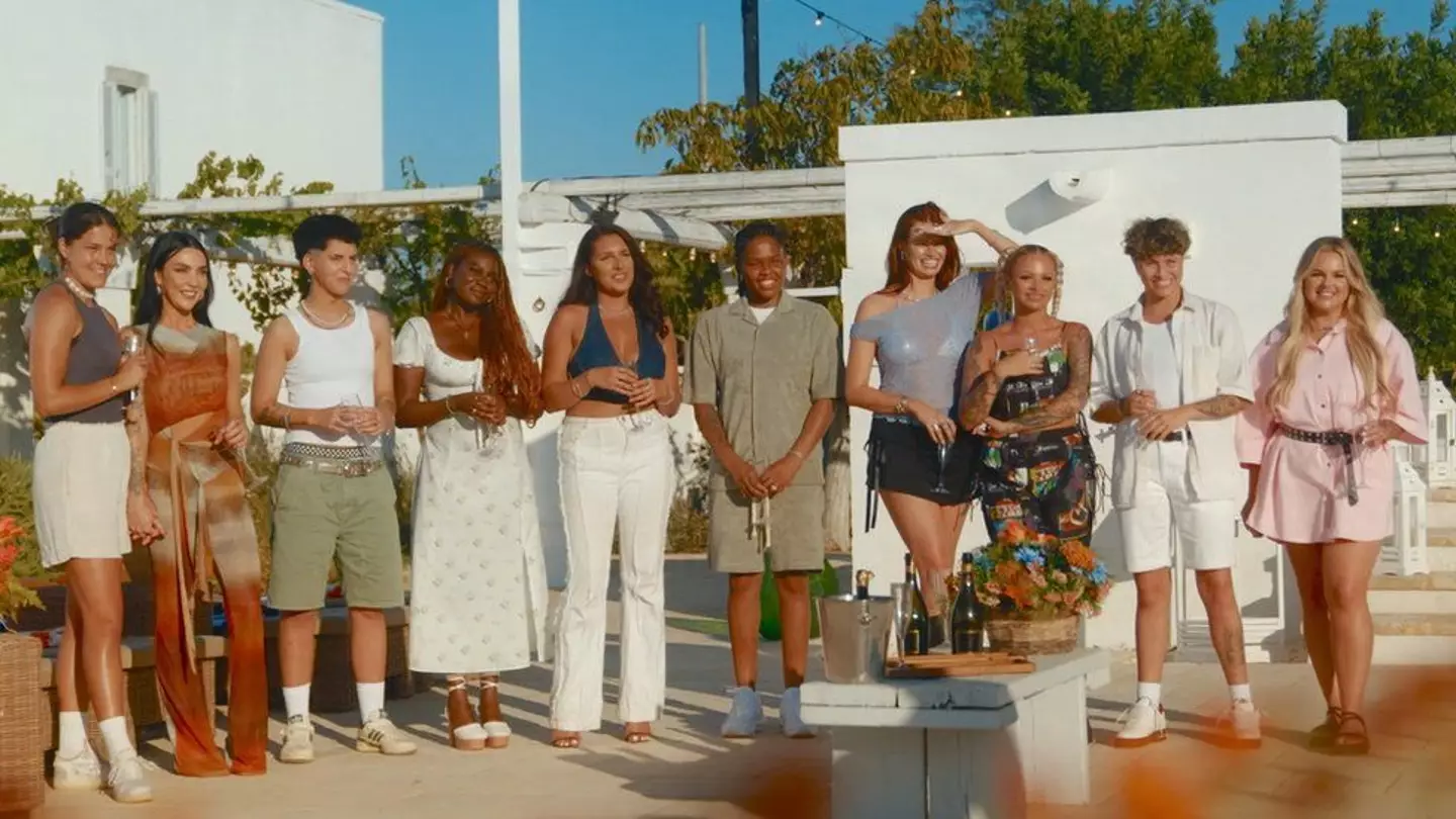 BBC Three's I Kissed A Girl launched on 5 May. (BBC)