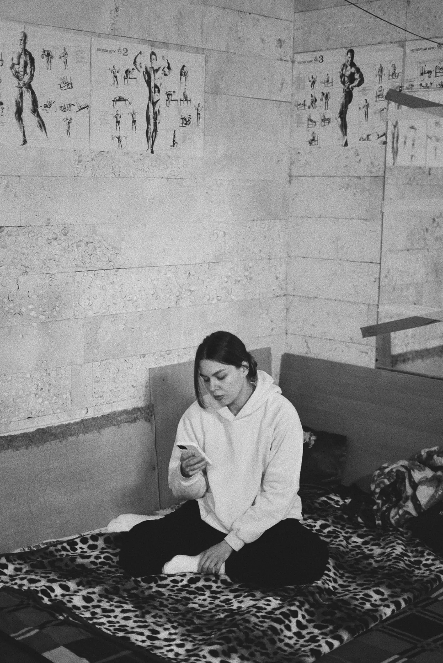 Alina has to text her loved ones after each air strike to make sure they're safe (