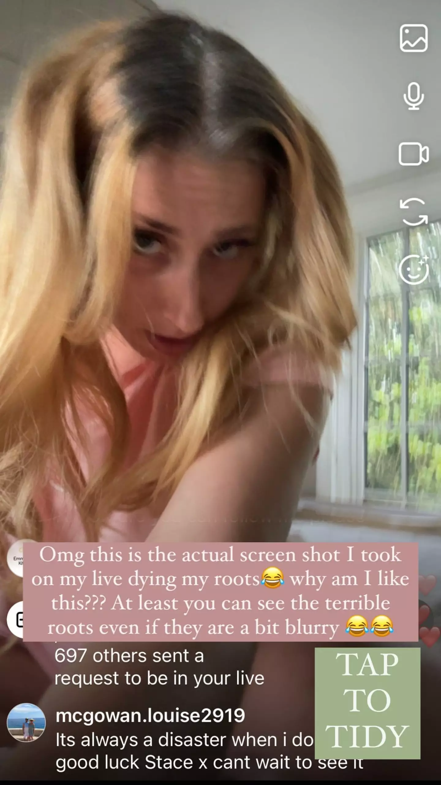 She hosted an Instagram Live to show fans as she dyed her hair.