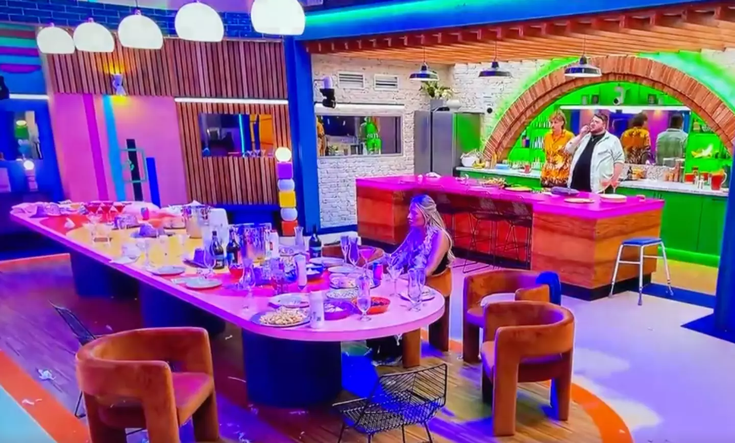 The beginnings of the spat could be heard in the live stream before it was cut off.