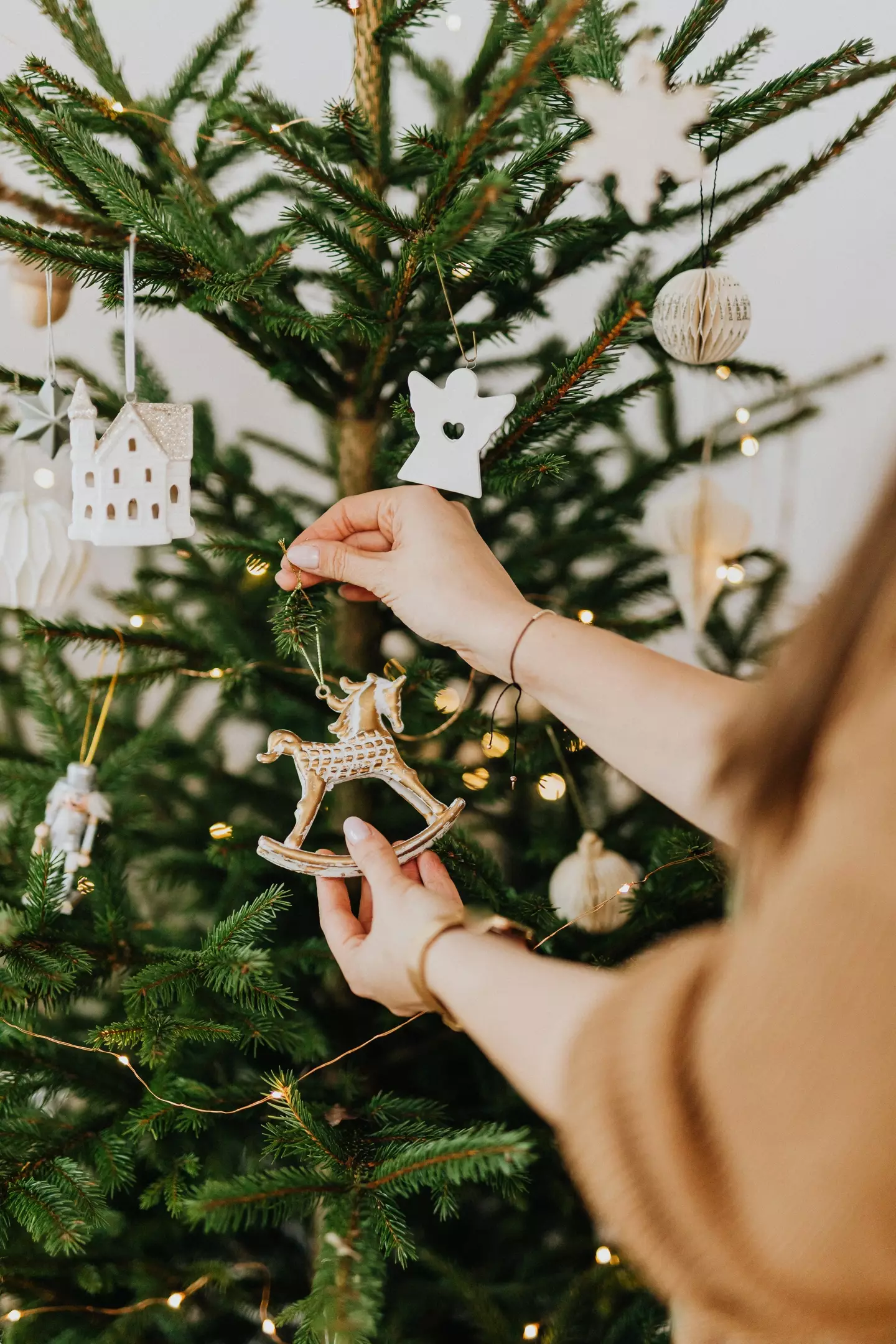 Would you pay someone to decorate your Christmas tree?