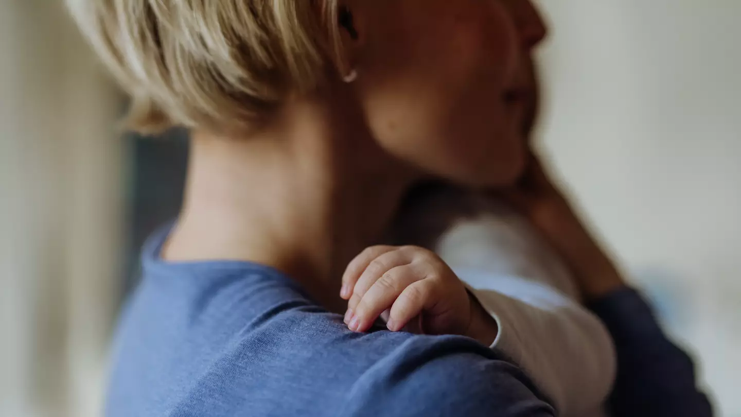 Disturbing reason you should never give a baby water
