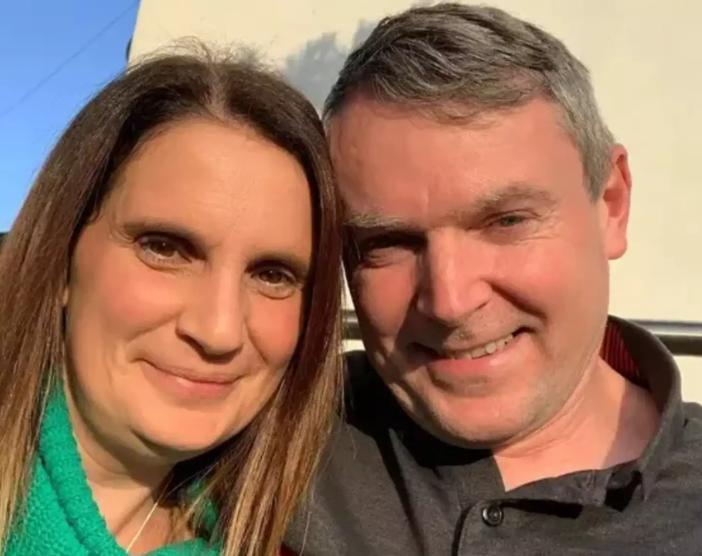 Sue and Noel even went on trip to Dubai for their anniversary. (Instagram/@theradfordfamily)