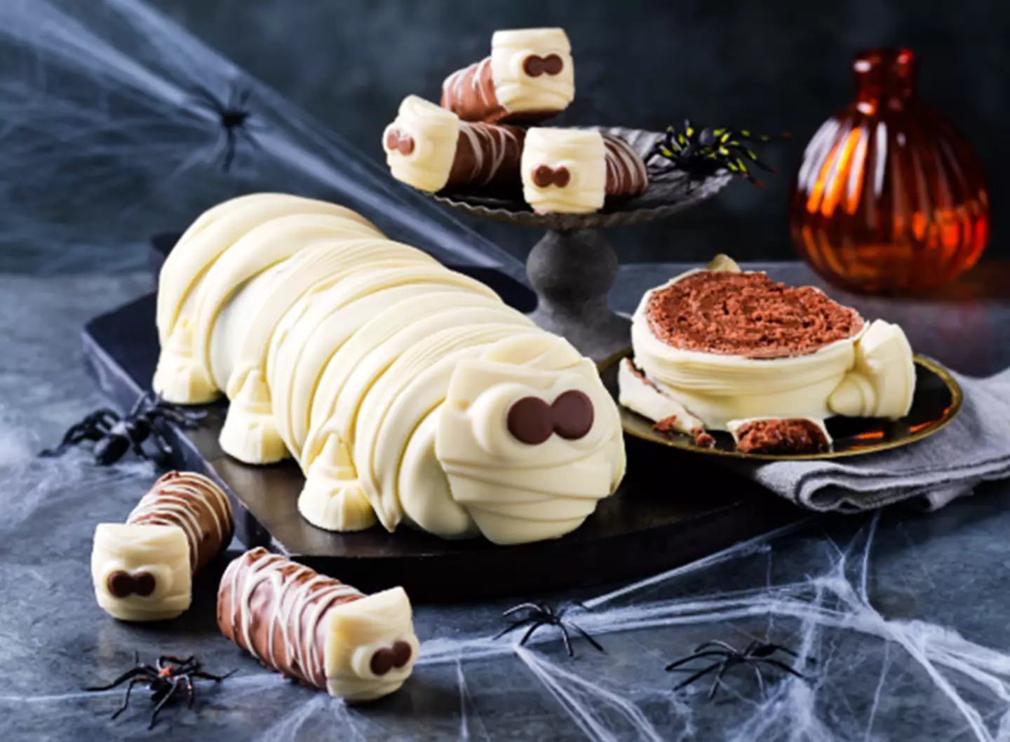 The cake will be available in stores later this month (17 October).