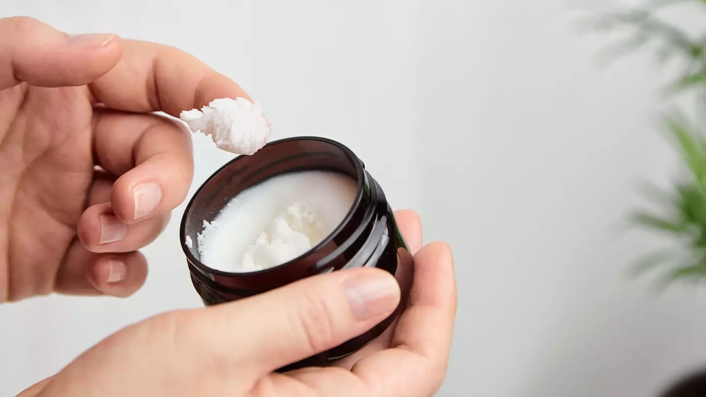 People Are Just Finding Out How To Use Cocoa Butter Correctly (