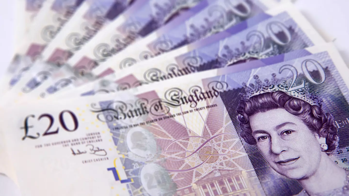 Bank Of England Reveals Deadline For Old £20 And £50 Notes