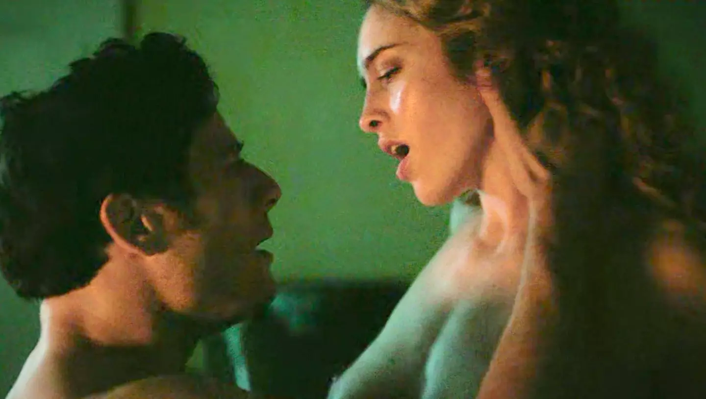 Fans were divided over the whole 'iPhone face' debacle (Netflix)