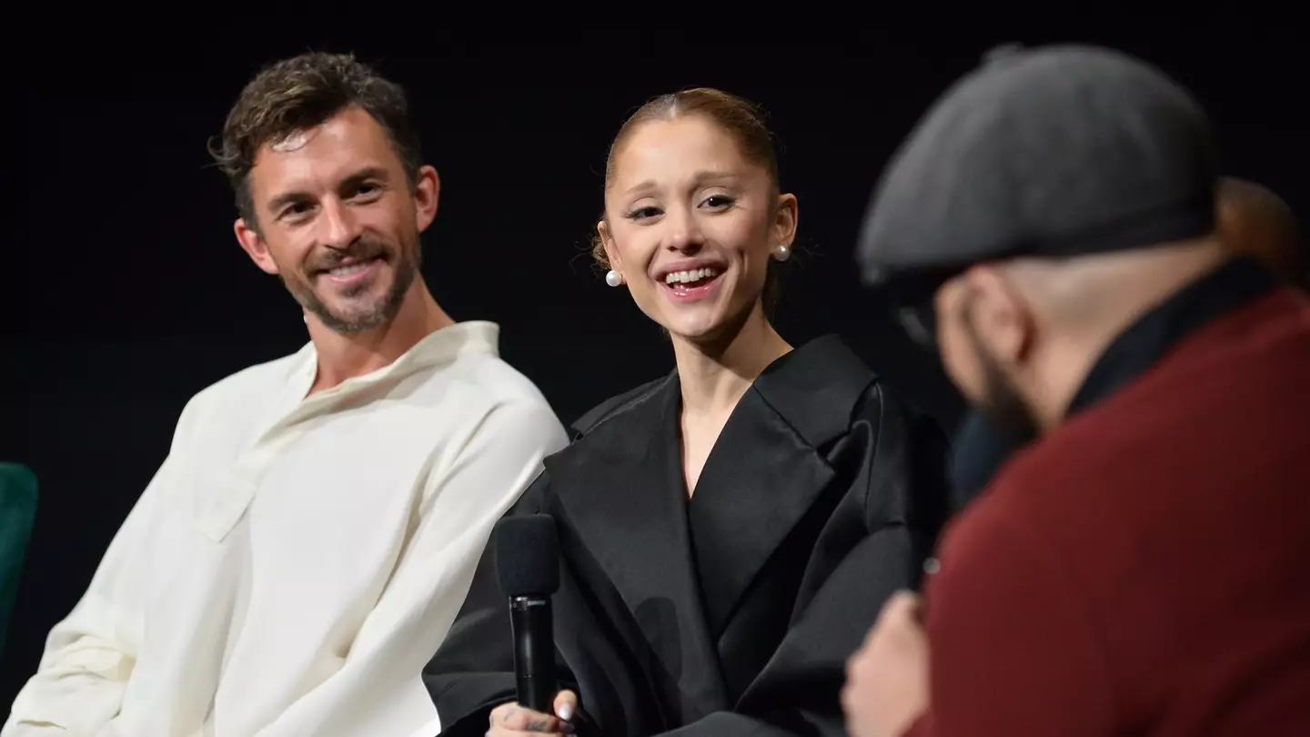 Ariana Grande fans 'screaming' as new Jonathan Bailey pic confirms 'rumours are true'