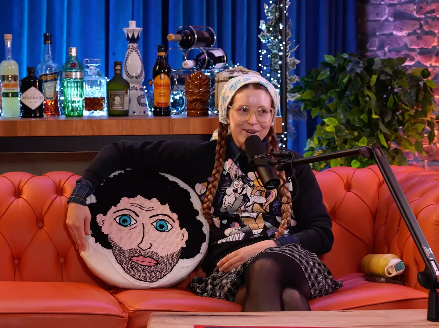 Cave went on to welcome a further three children with Brown (Have A Word)