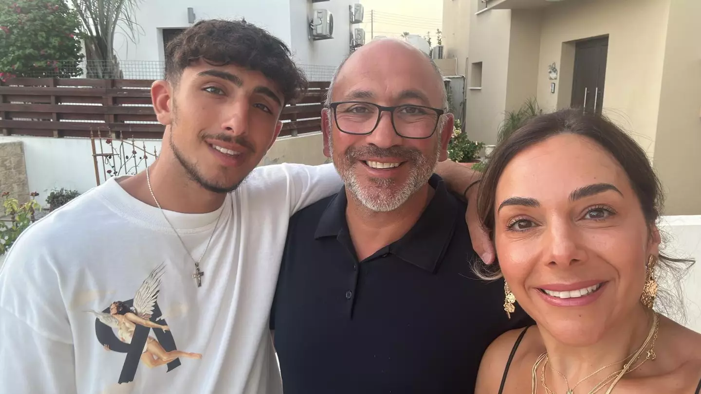 Dad kept smelling caramel before being diagnosed with devastating cancer