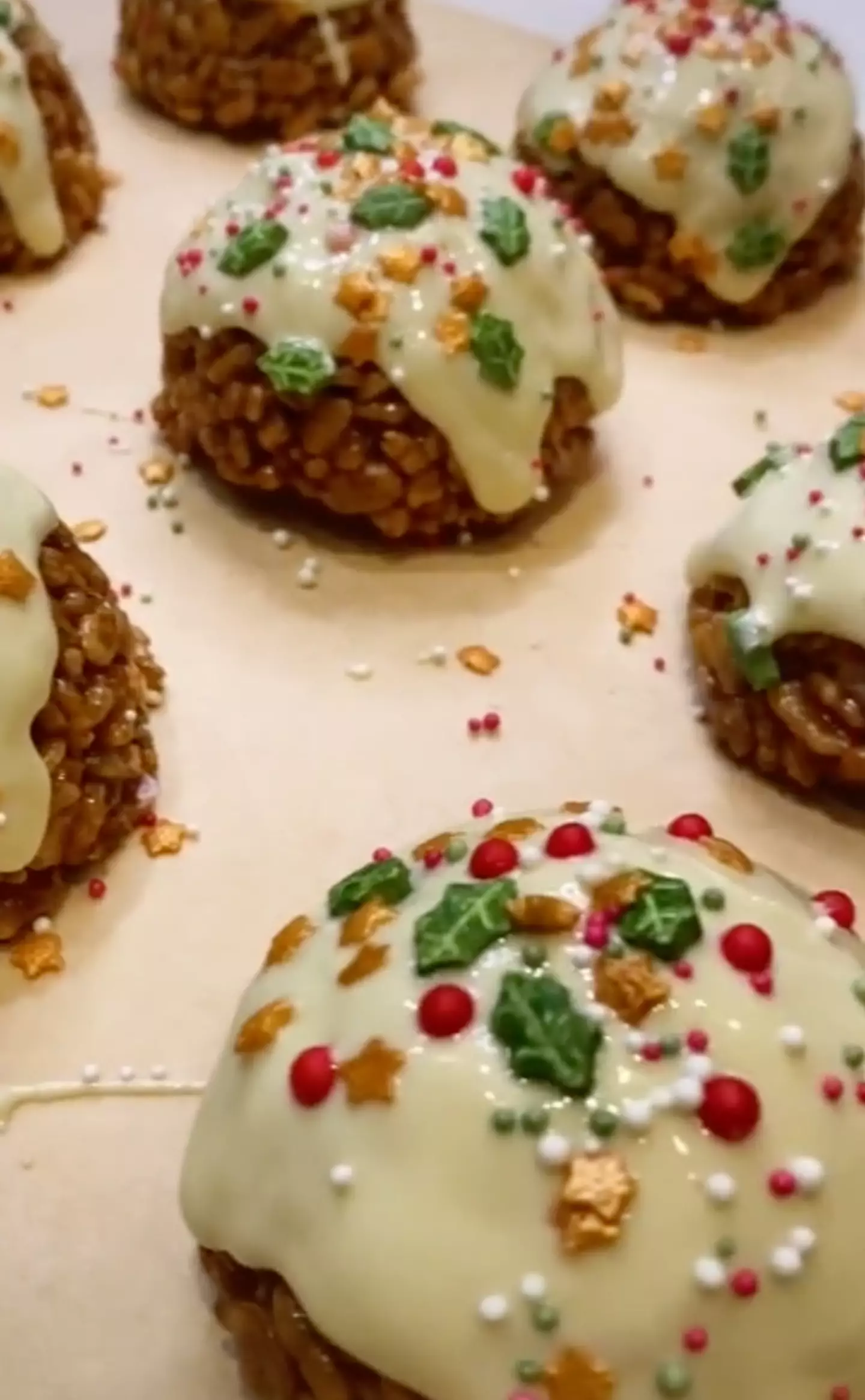 These rice krispy puddings look delish (