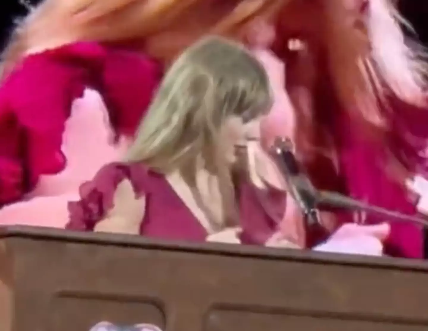Taylor Swift was baffled by the self-playing piano.