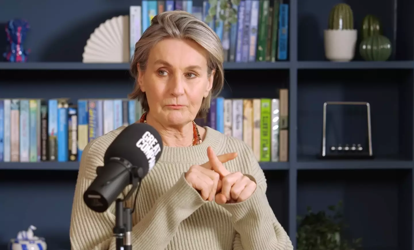 Mary explained that her younger brother Lawrence donated his sperm to Rickey, who carried the baby (YouTube/GreatCompanyPodcast)