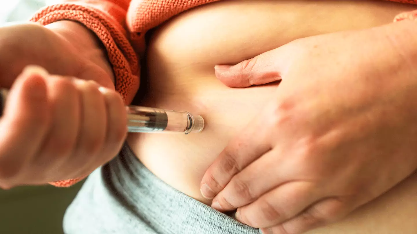 Weight-loss jab users warned to be 'aware and alert' as fatal new side effects revealed