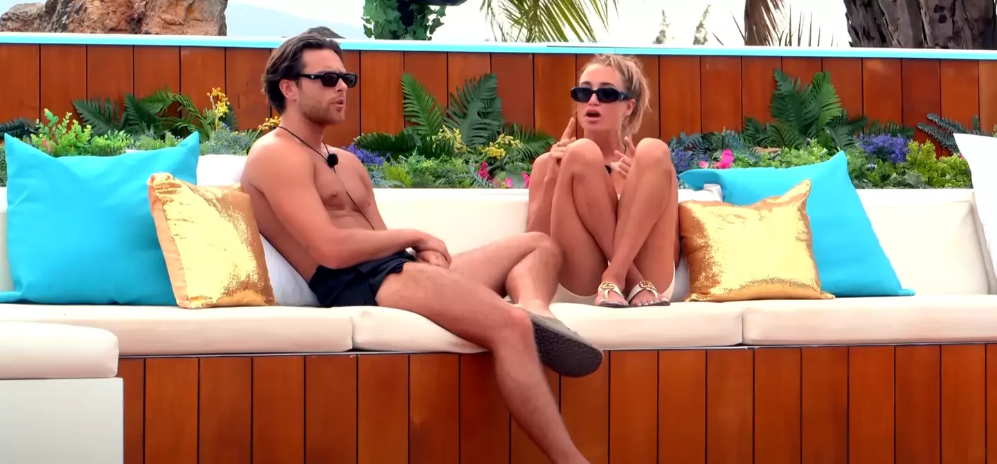 Georgia confronted Casey in the villa.