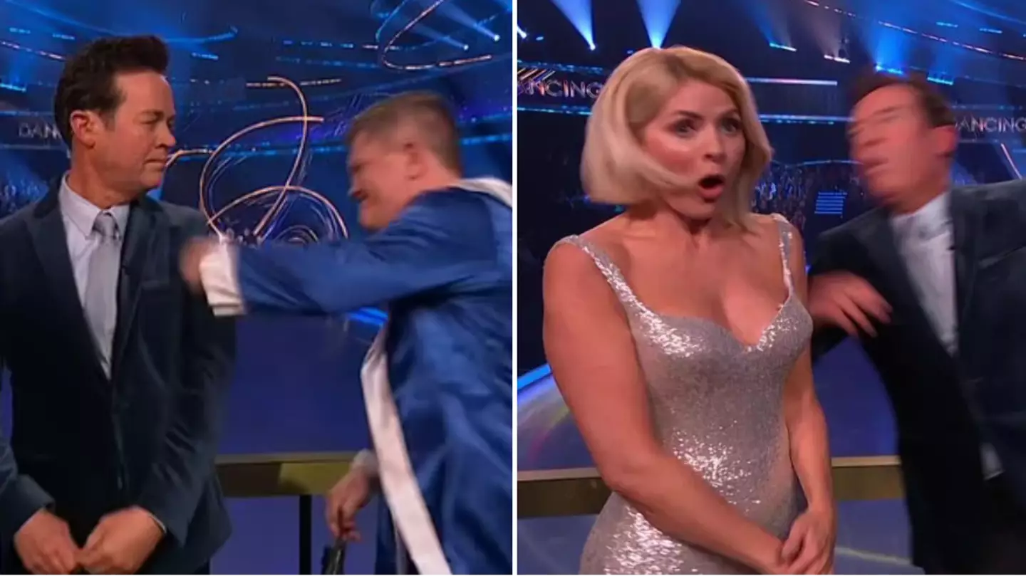 Dancing on Ice host Stephen Mulhern reveals injury caused by 'knockout punch' from Ricky Hatton