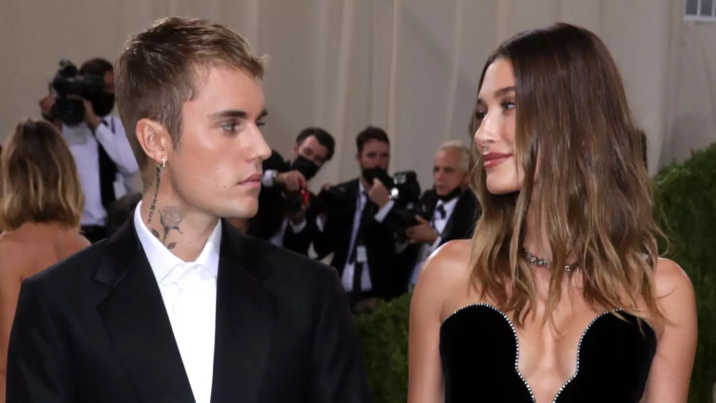 Met Gala 2021: Justin And Hailey Bieber Jeered By Selena Gomez Fans In Shocking Footage