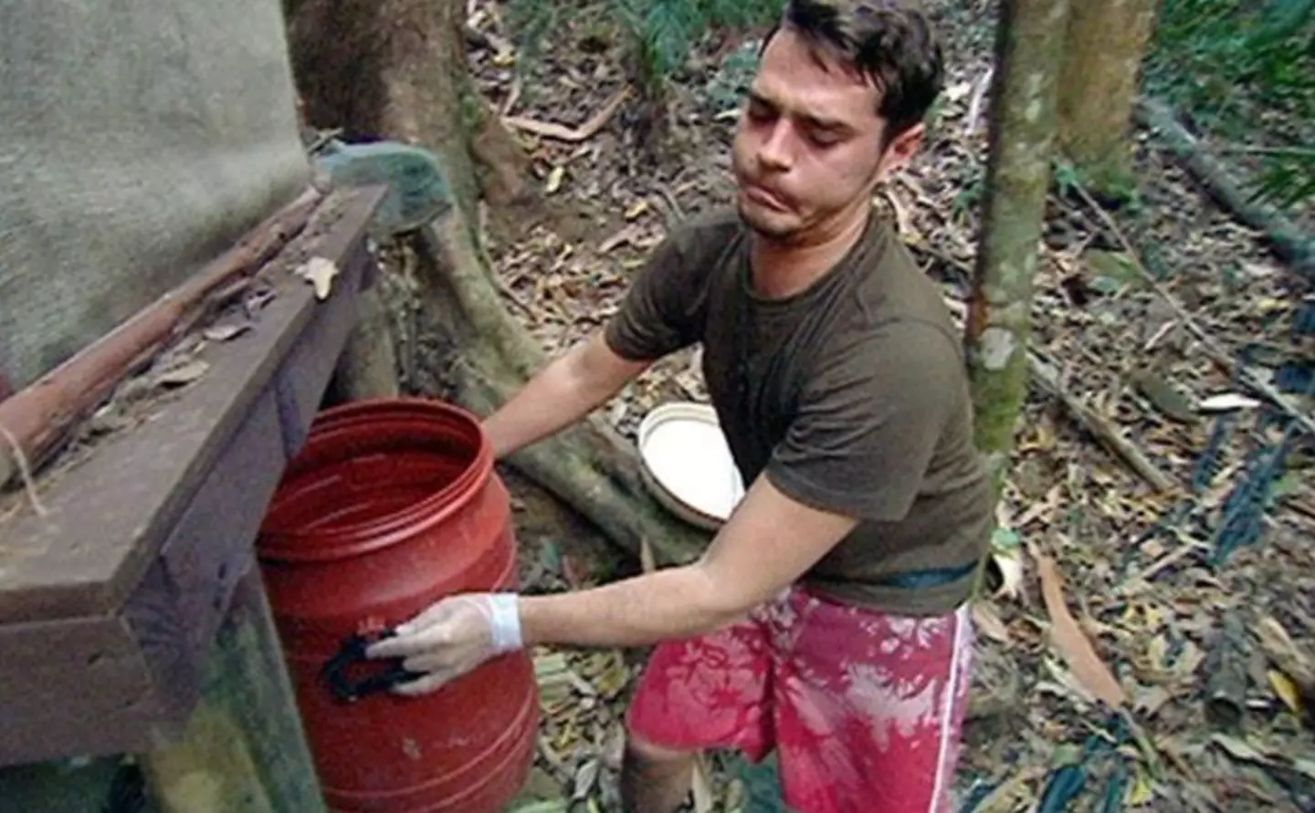 Disposing of the dunny is I'm A Celebs' most dreaded chore (ITV)