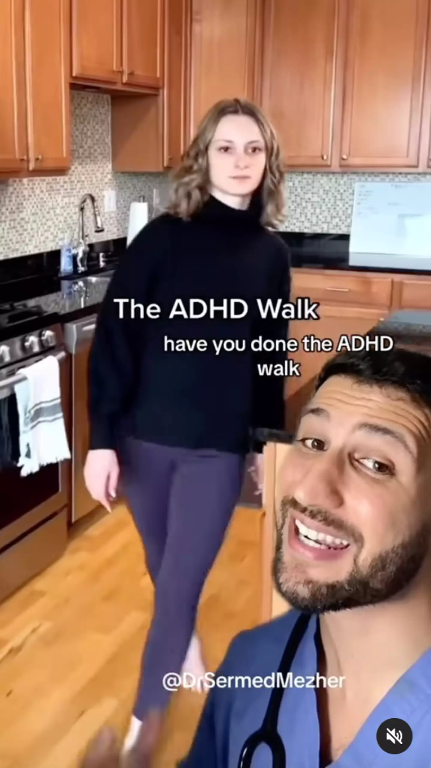 A doctor has explained why some people do the 'ADHD walk' (Instagram/@drsermedmezher)