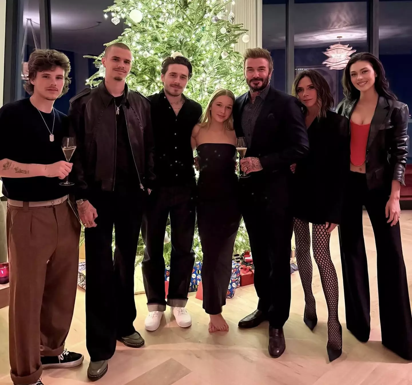 Brooklyn blocked his family ahead of the Christmas period (Instagram/@victoriabeckham)