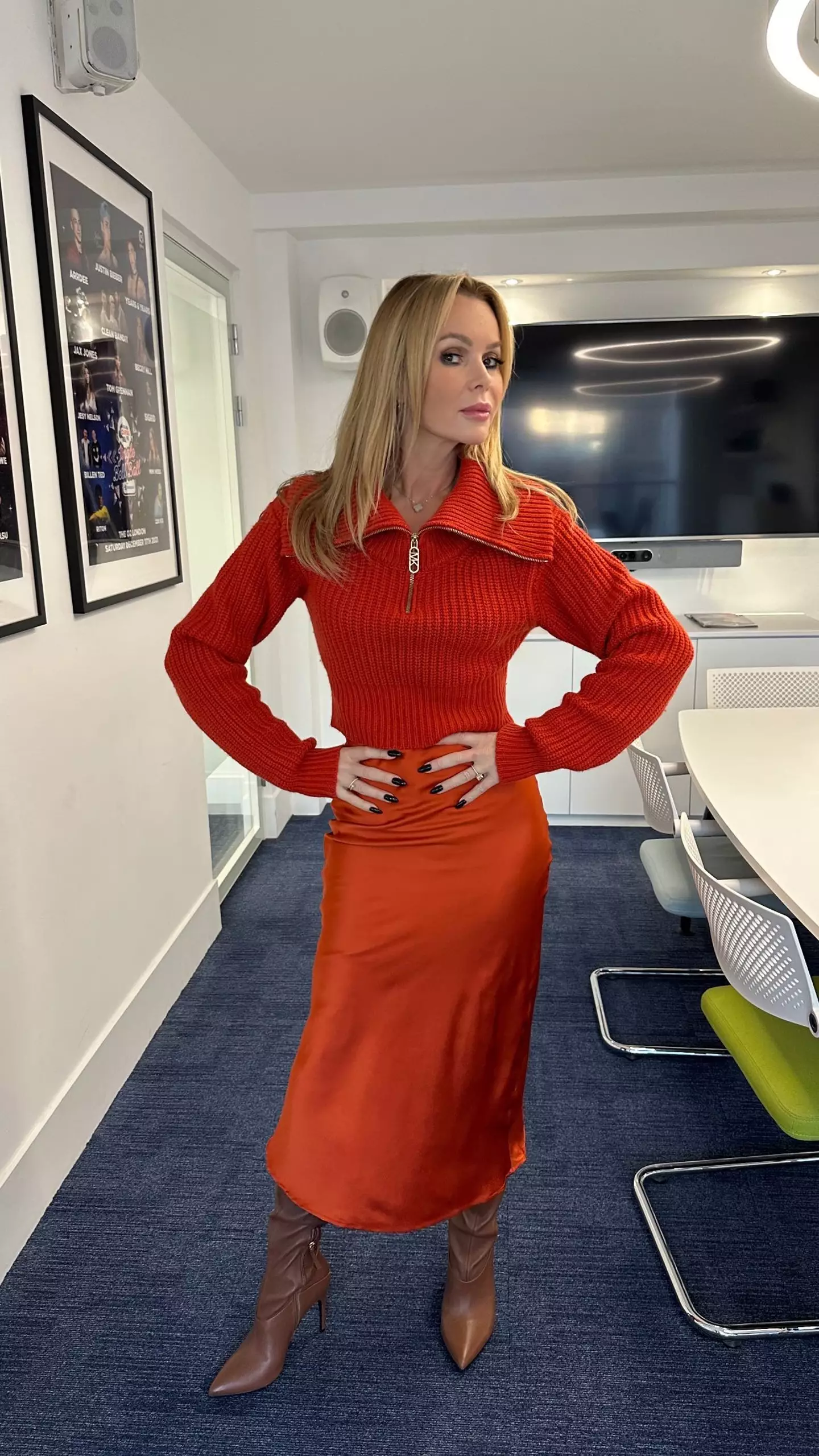 Amanda Holden accidentally flashed her two million Instagram followers.