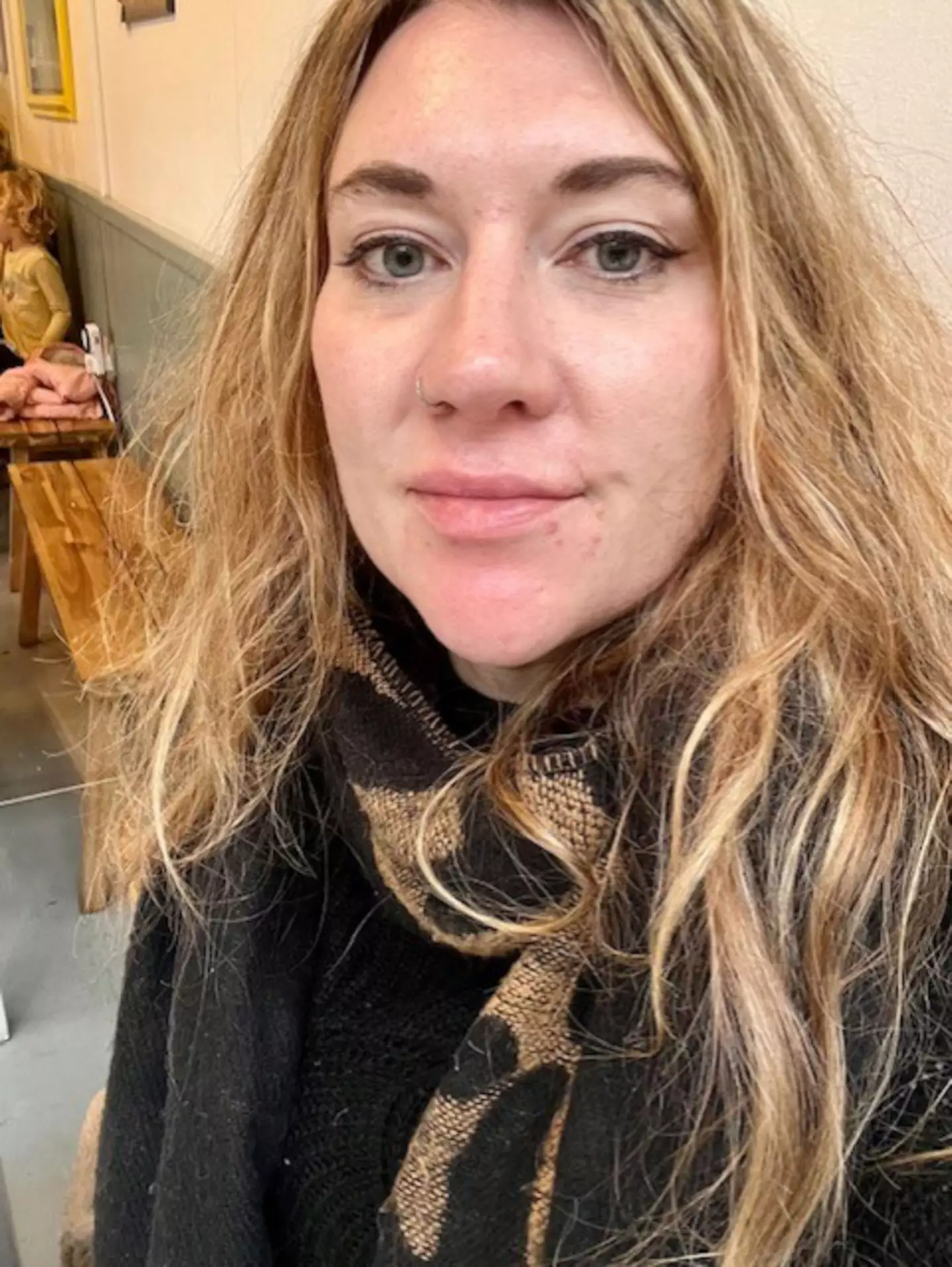 A mum has started a fundraiser to pay for her £15,000 divorce.