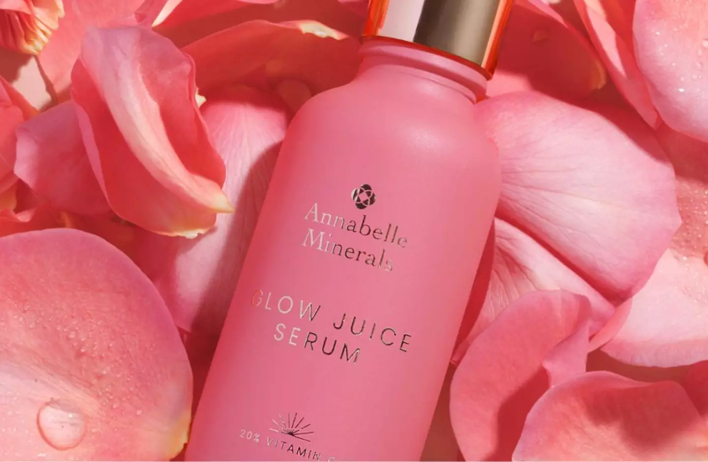 The Annabelle Glow Juice serum has been leaving skin "literally glowing".