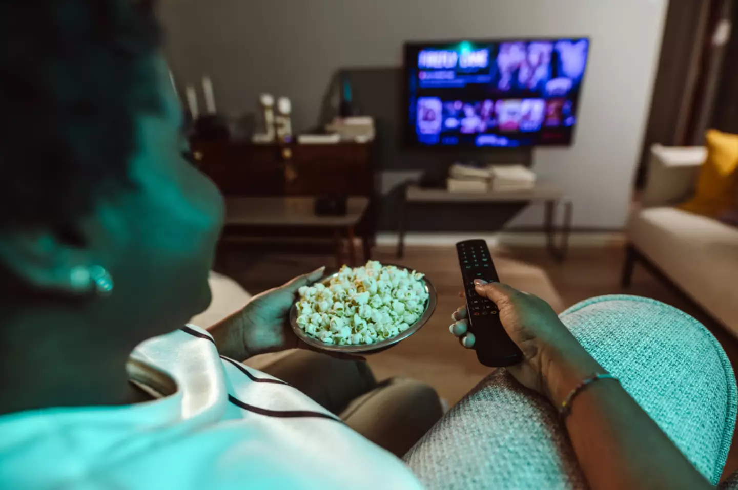 There are other means of watching the Golden Globes (Milko/Getty)
