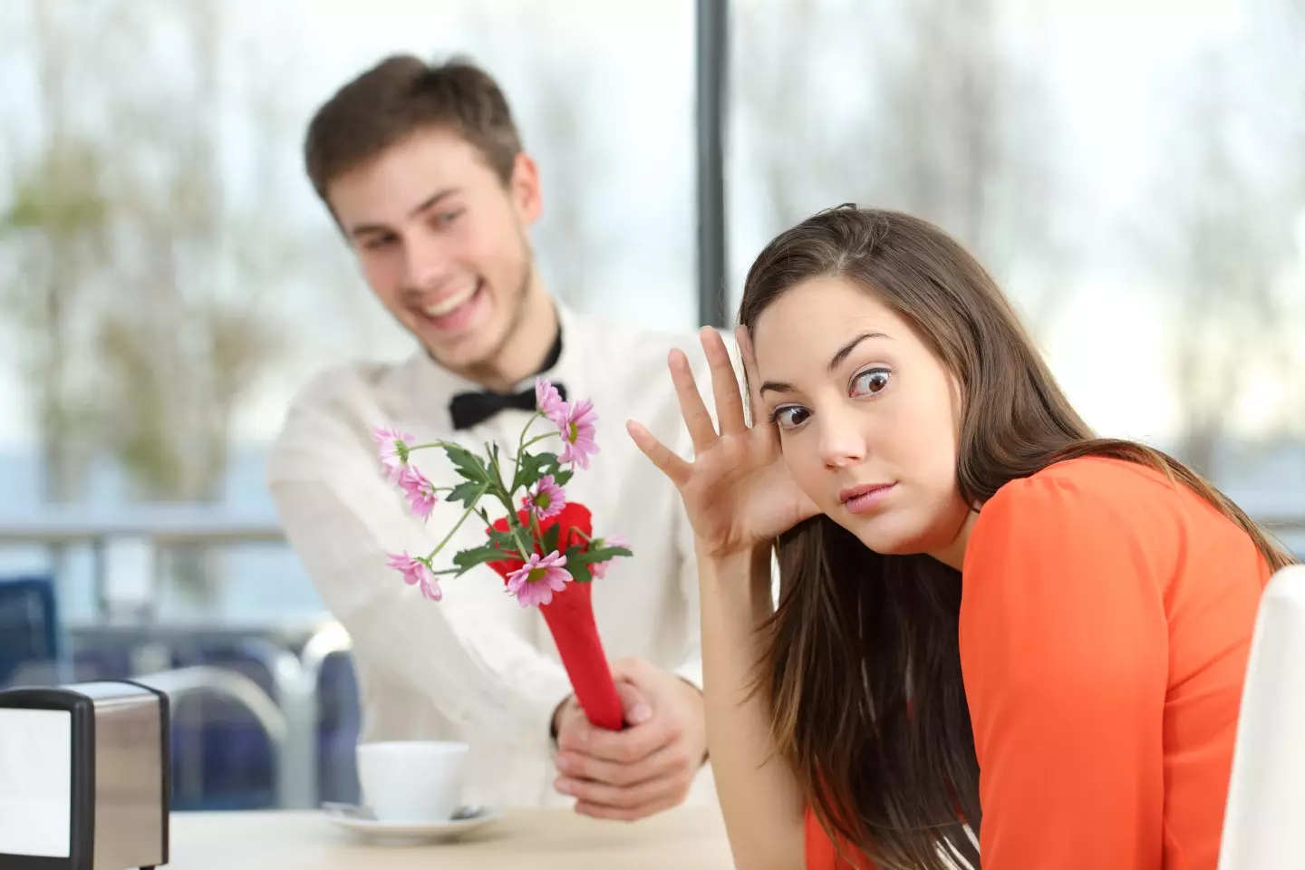 Women have spotted red flags (