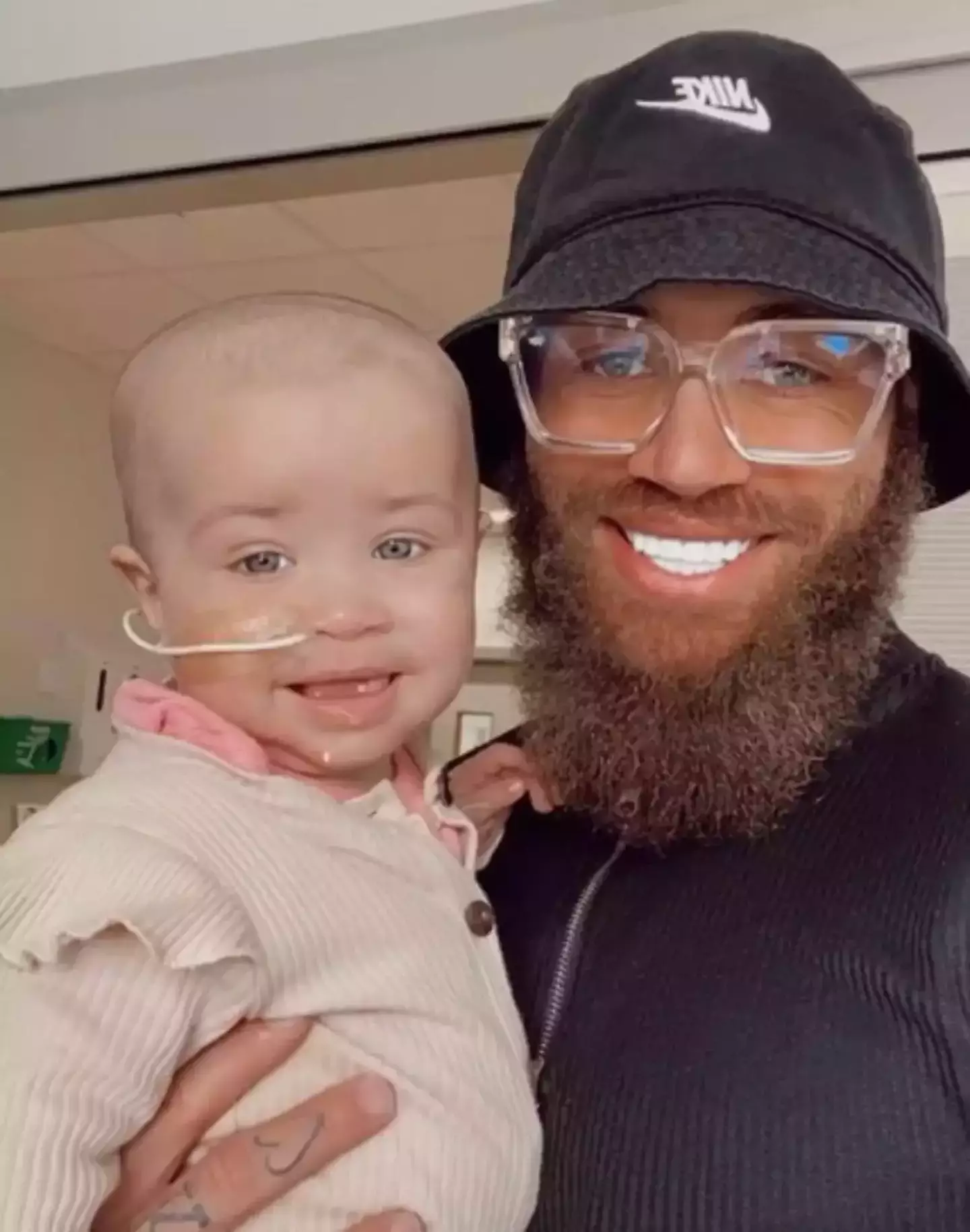 Ashley with little Azaylia.