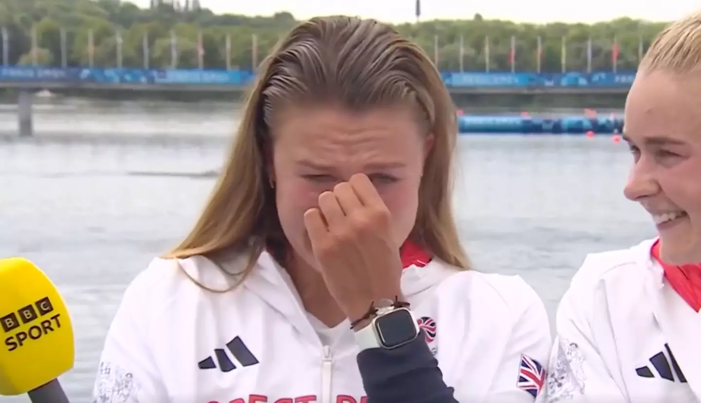 Anderson was clearly emotional after her win (BBC)