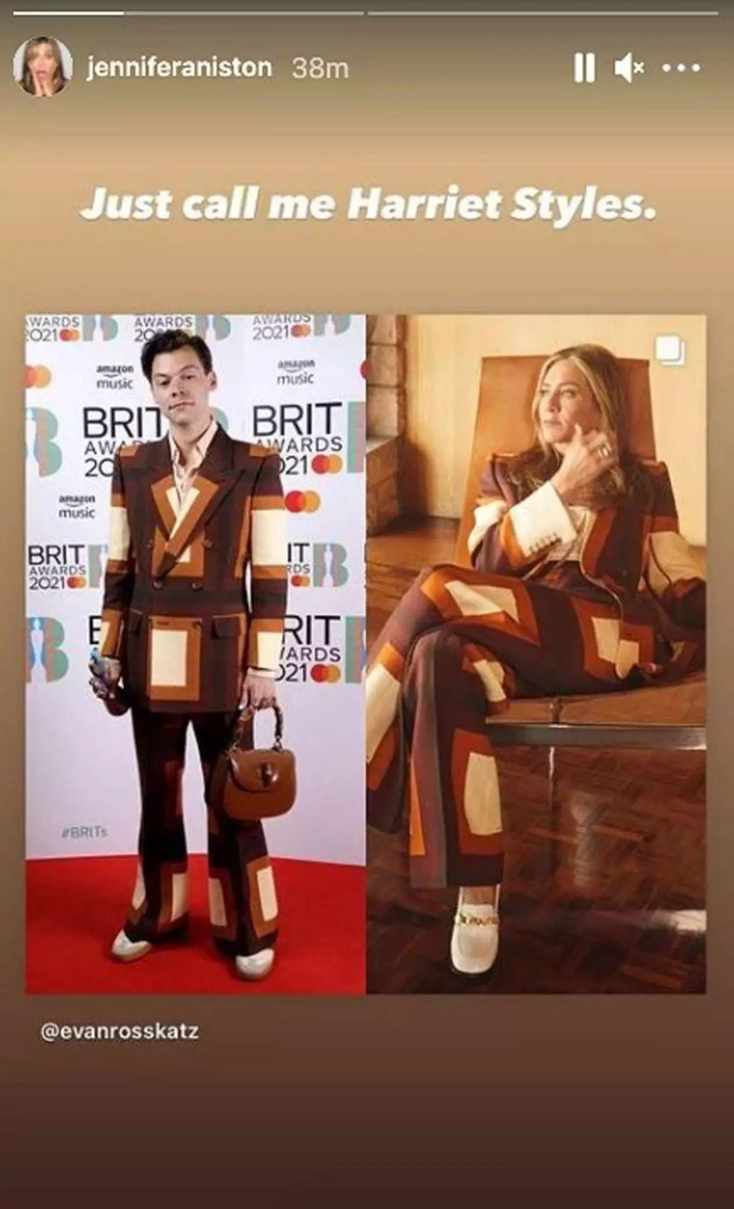 Jennifer and Harry wore the same suit in 2021.