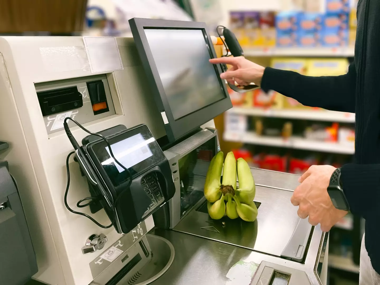 People are turning against self-checkouts.