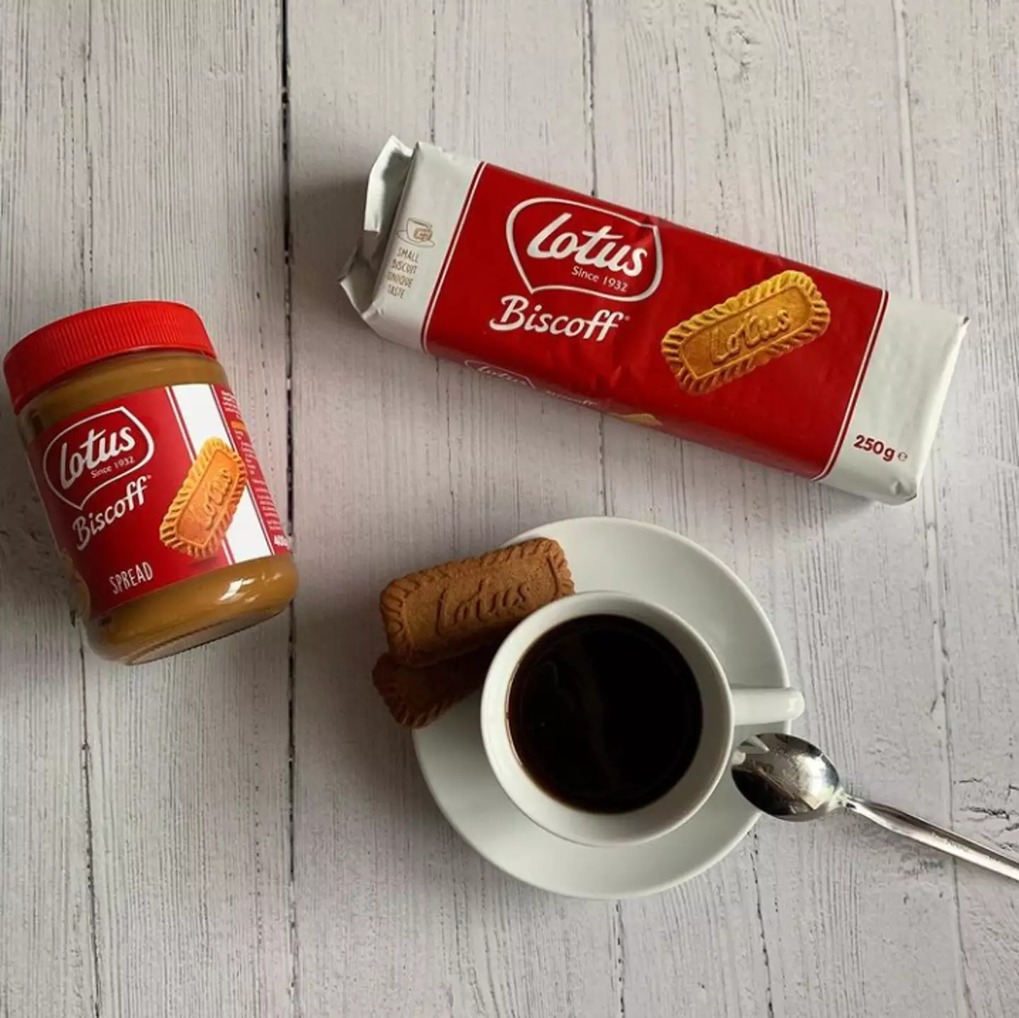 You can make the ganache Biscoff-based if you want to switch it up from Caramilk (