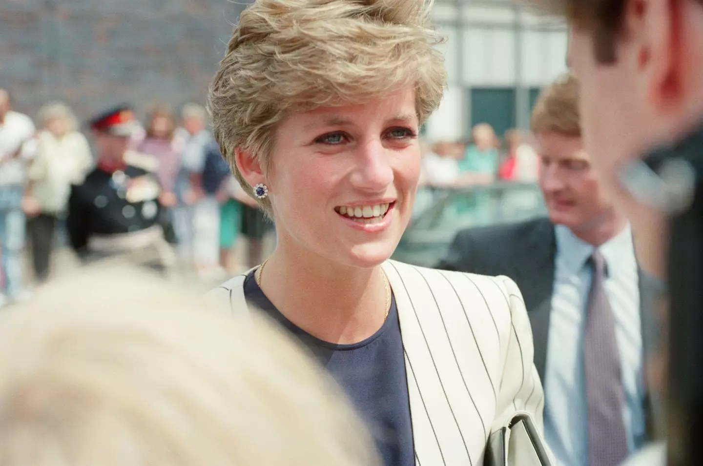 The cross was worn by Princess Diana on multiple occasions.