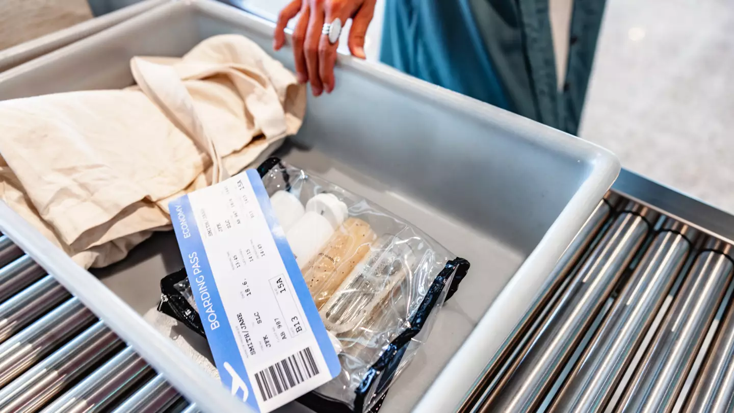 Airport warning issued to travellers bringing any of these three pain-killers on to plane