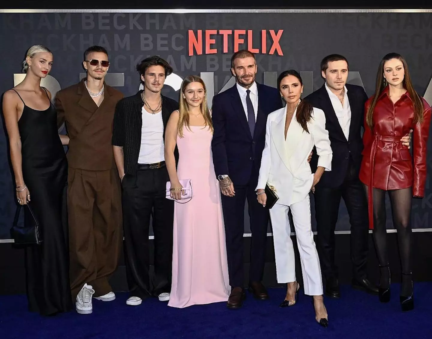 The Beckhams rocked up to support David at the new Netflix doc premiere yesterday.