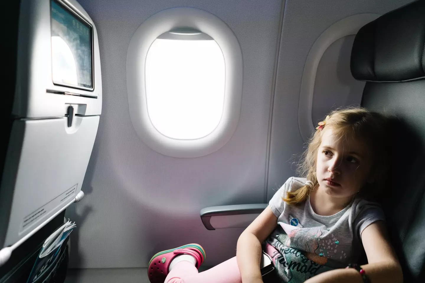 A mum was shocked after being sat away from her daughter on a flight.