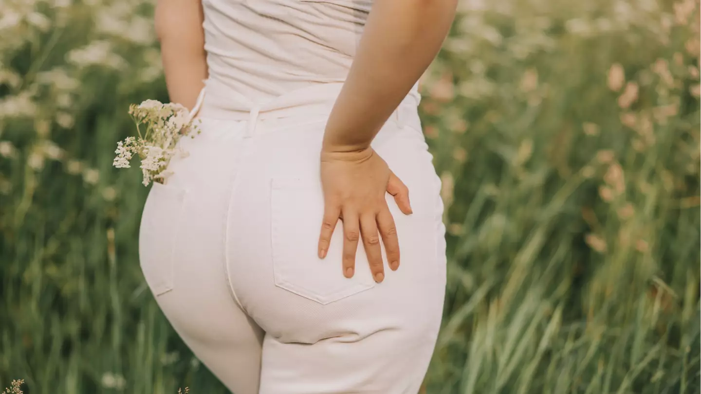 Doctors reveal gross 'BBL smell' side effect that no one talks about