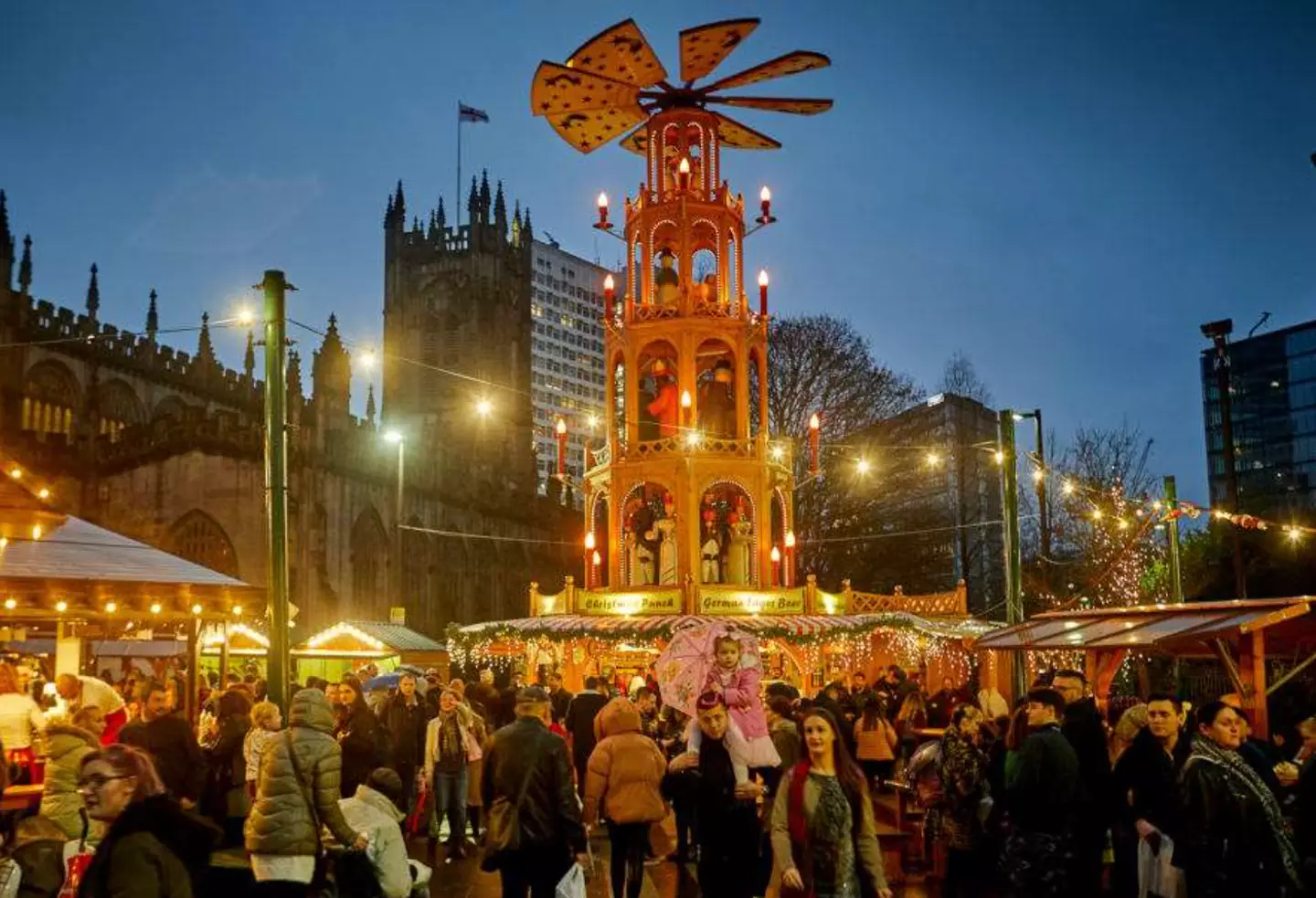 Mancs can look forward to 300 huts at Manchester Christmas Market.